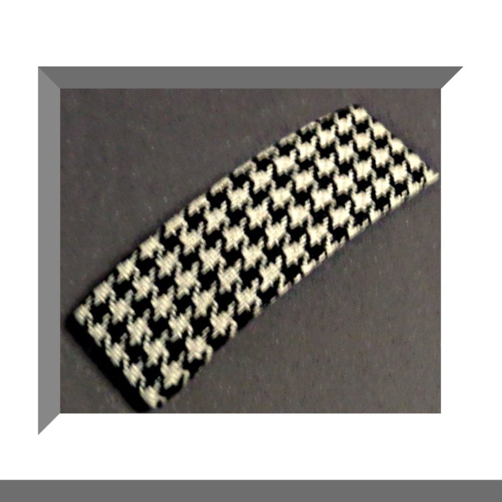 Checkered Design Hair Bow